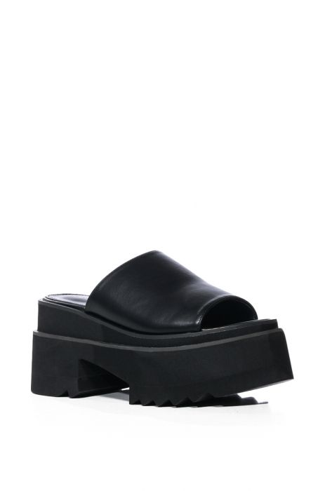 AZALEA WANG SAFIA CHUNKY PLATFORM MULE IN BLACK