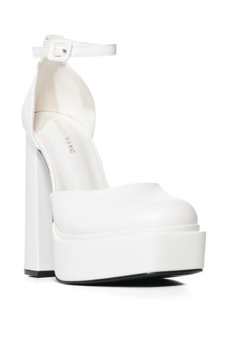 AZALEA WANG SO OBSESSED PLATFORM CHUNKY HEEL PUMPS IN WHITE