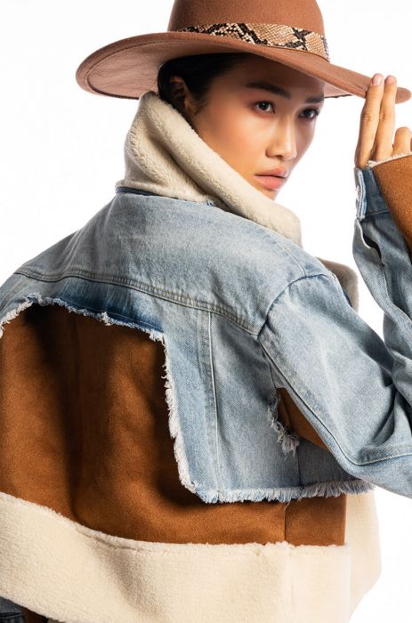 MAKIN IT BLEND DENIM SHEARLING CROP JACKET