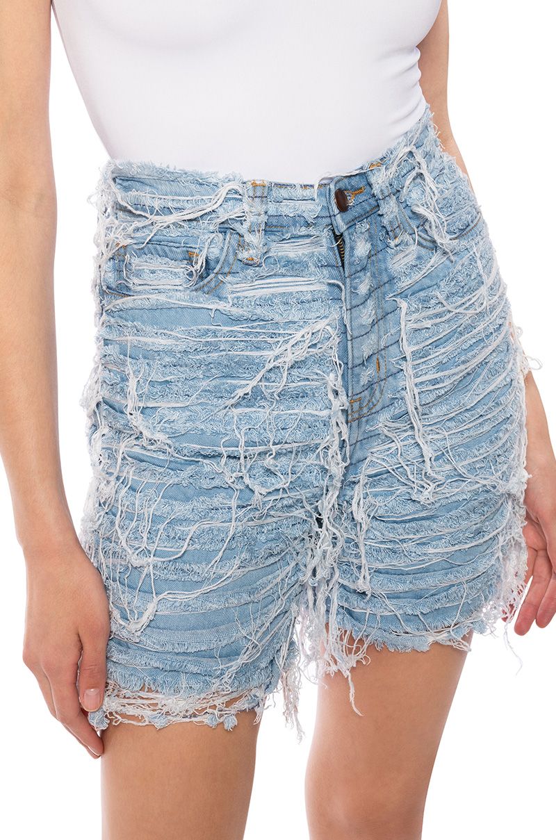 MESS WITH ME SUPER DISTRESSED SHORTS IN LIGHT BLUE DENIM