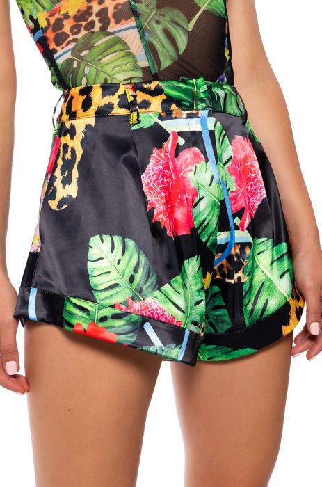 TROPICAL MOOD FLOUNCY SATIN SHORTS in black floral