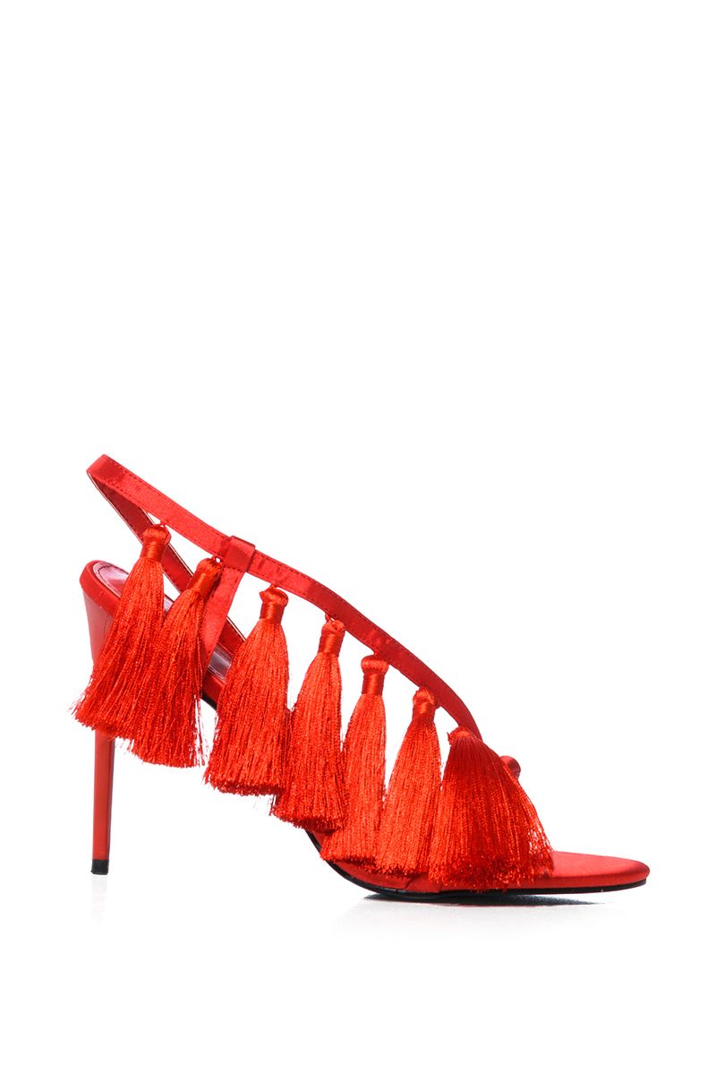 AZALEA WANG CARINA FRINGE TASSEL SANDAL IN RED