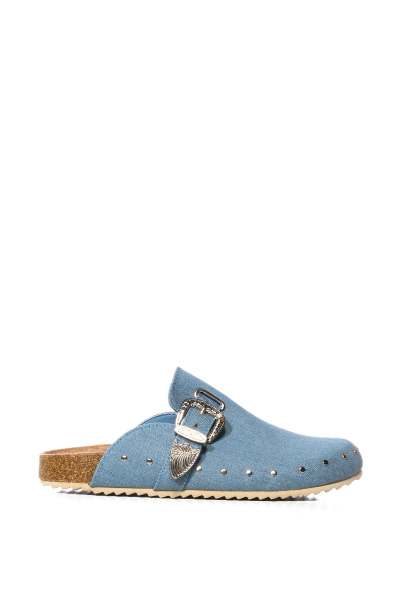 AZALEA WANG COASTAL COWGIRL FLAT CLOG IN DENIM