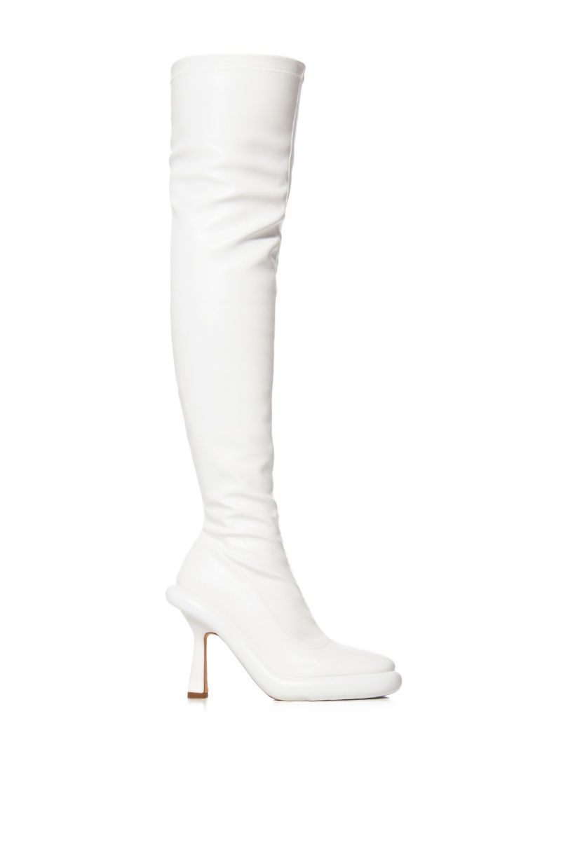 AZALEA WANG EMERIE WHITE BOOT