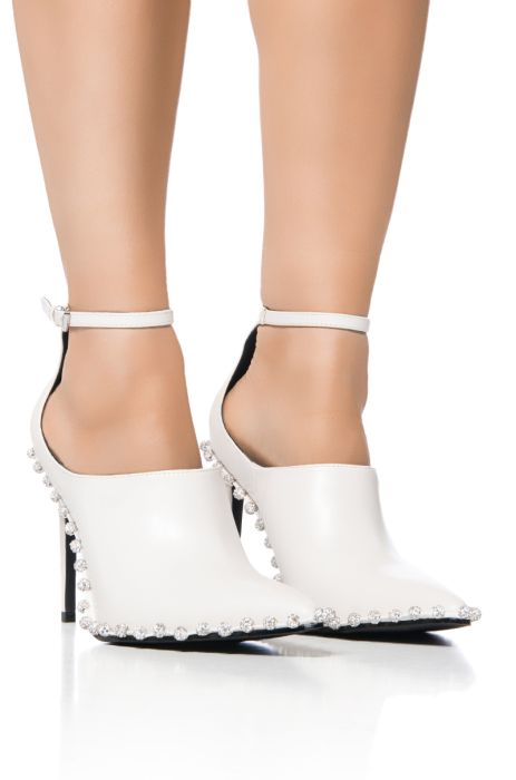 AZALEA WANG FOSSA EMBELLISHED STRAP PUMP IN WHITE