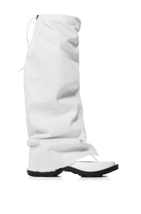 AZALEA WANG GET THE LOOK 2 IN 1 FLIP FLOP LEG WARMER SANDAL IN WHITE