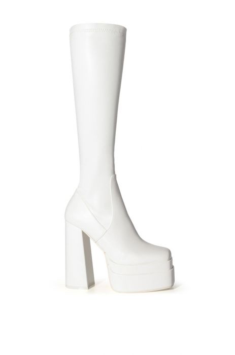 AZALEA WANG MAXINE CHUNKY PLATFORM BOOT WITH 4 WAY STRETCH IN WHITE