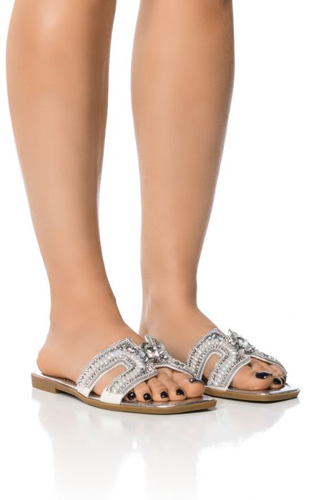 AZALEA WANG TULUM EMBELLISHED FLAT SANDAL IN SILVER