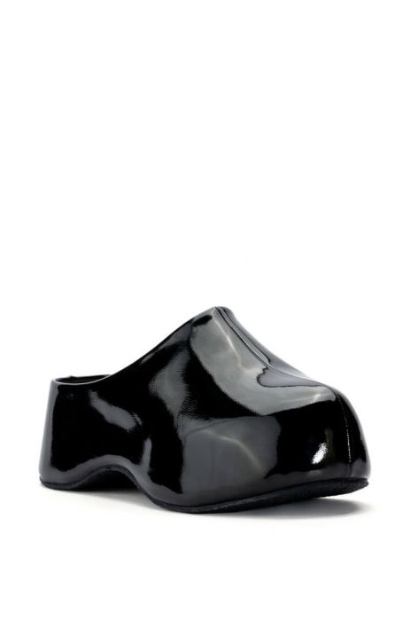 EMELIA FAUX LEATHER CLOG IN BLACK