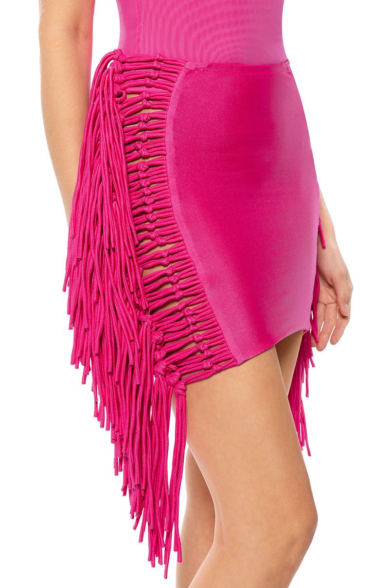 GIDDY UP SIDE FRINGE MINI SKIRT IN PINK