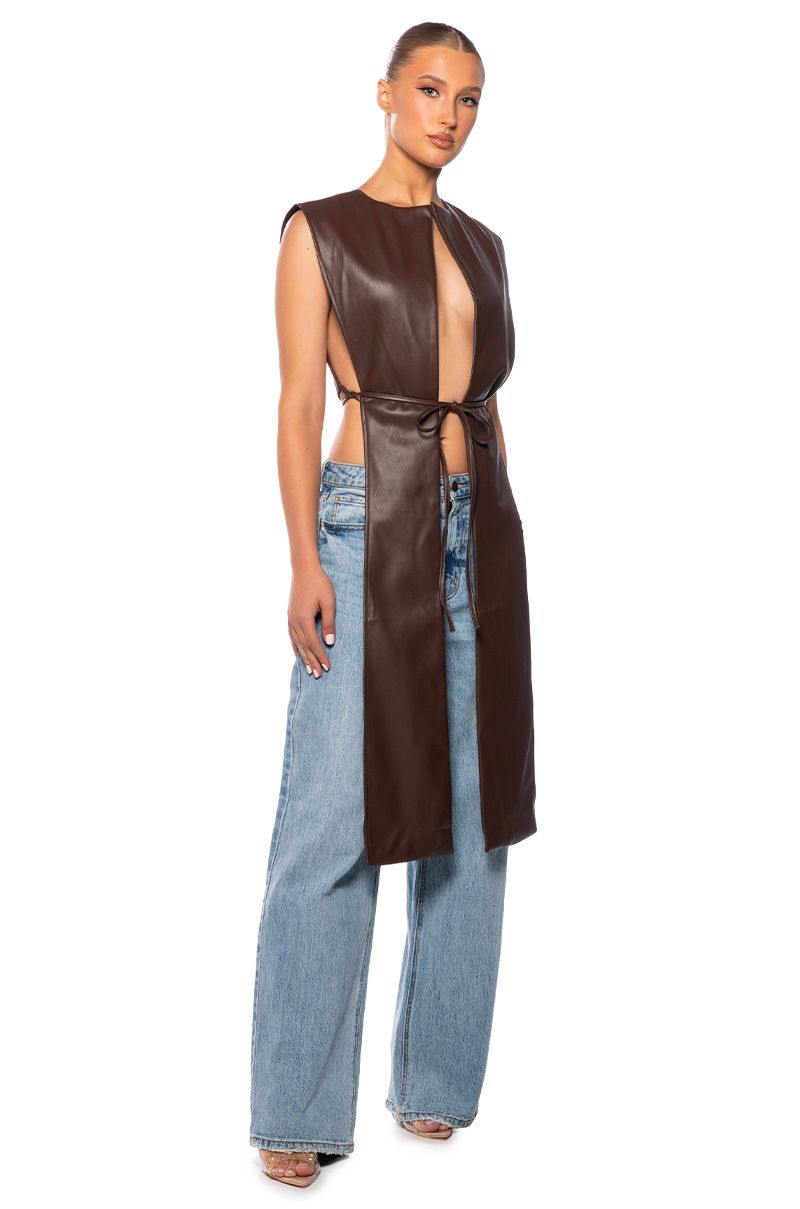 HENNY PU SPLIT VEST IN CHOCOLATE