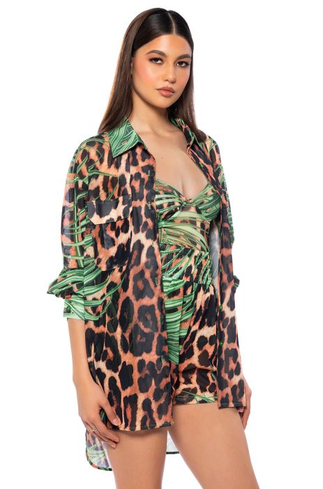 IN PARADISE PULL ON SHORT IN BROWN MULTI