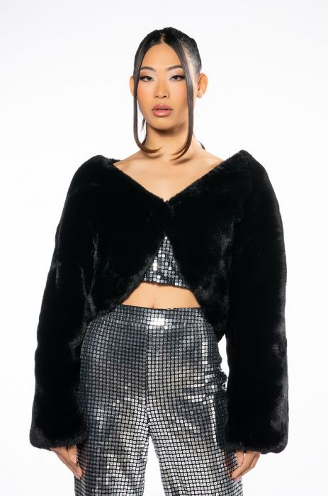 NOTHING BUT TIME CROPPED FAUX FUR JACKET IN BLACK