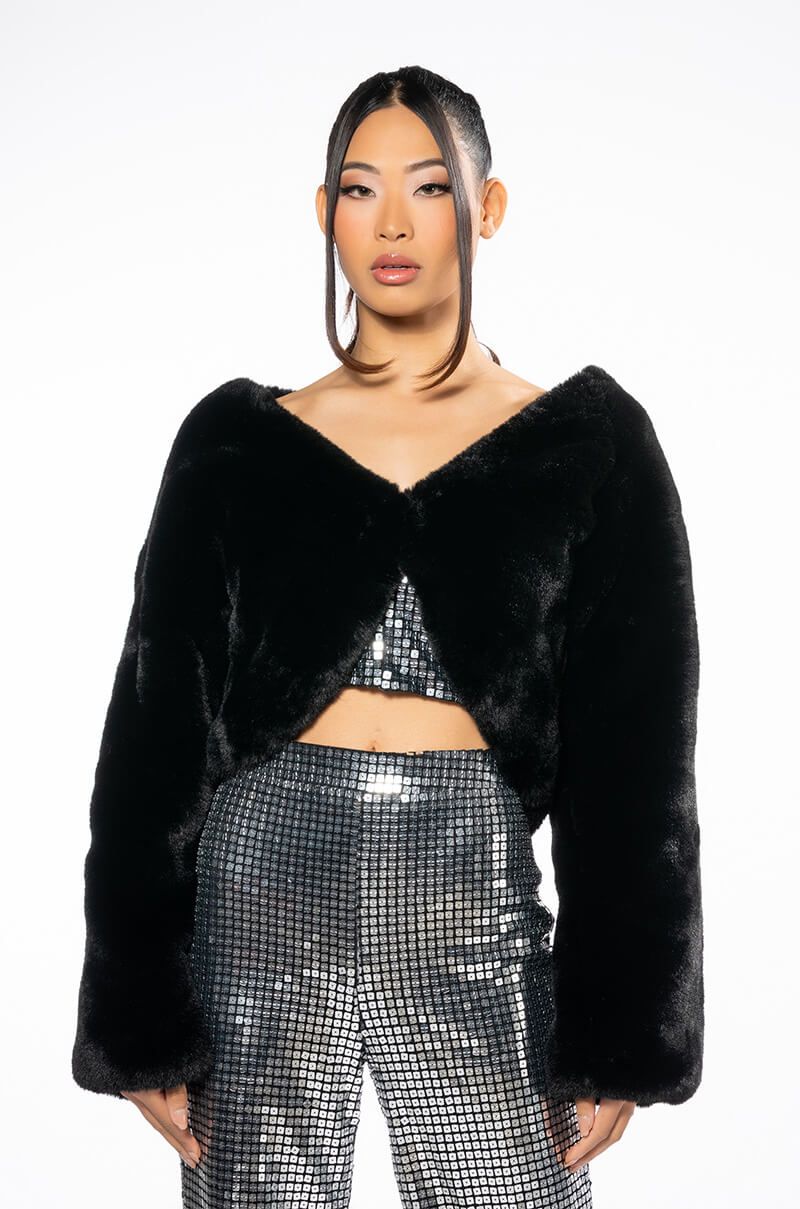 NOTHING BUT TIME CROPPED FAUX FUR JACKET IN BLACK