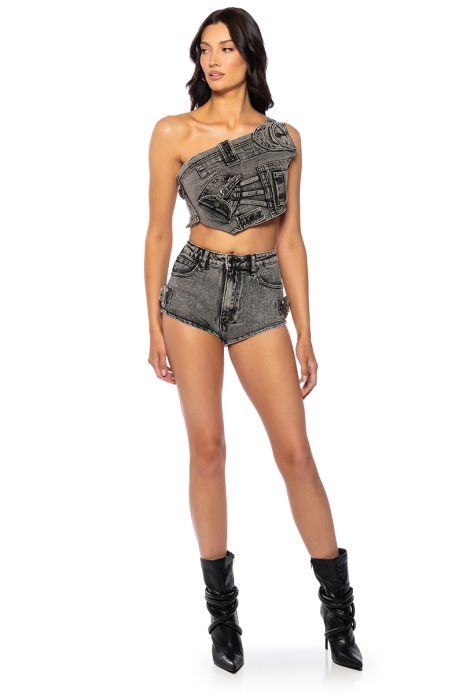 KENLY BUCKLE DETAIL DENIM BOOTY SHORTS IN BLACK