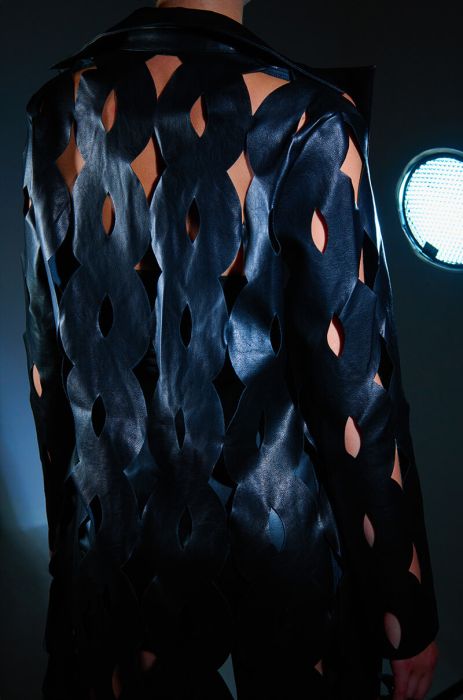 LASER CUT WEAVE TRENCH IN BLACK