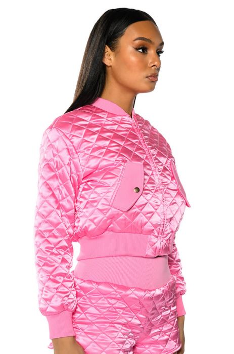 ITS GIVING QUILTED SPRING BOMBER IN PINK
