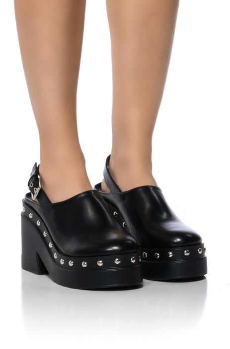 RAVENDELL CHUNKY CLOG IN BLACK