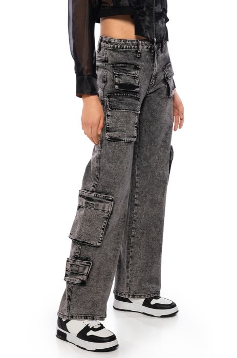 SELINA MULTI-POCKET CARGO JEAN IN BLACK