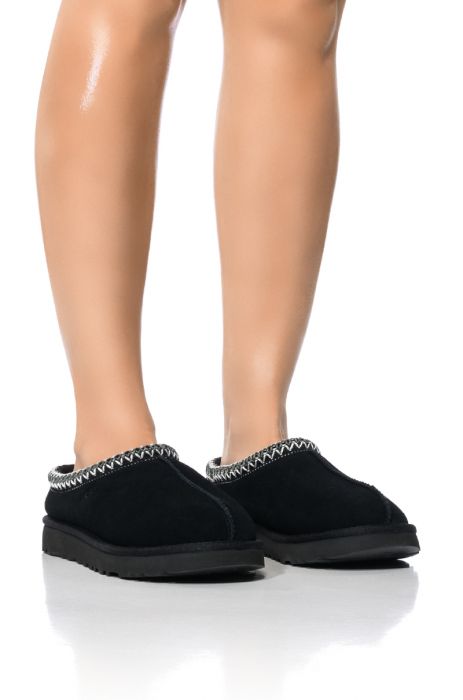 UGG TASMAN SLIPPER IN BLACK
